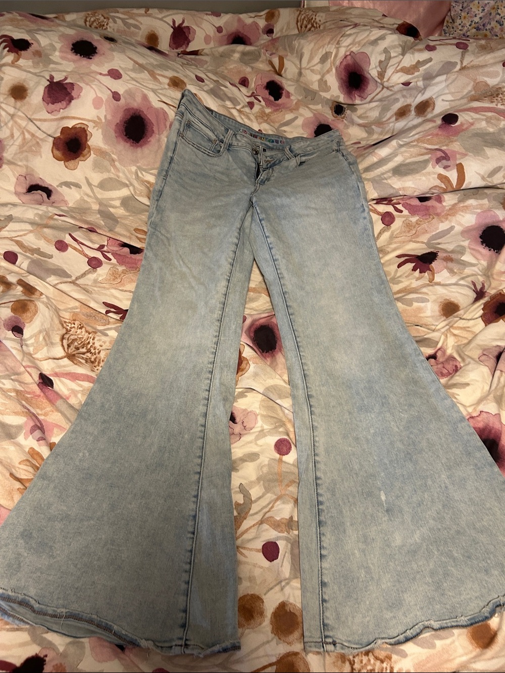 American Eagle Outfitters Light Blue Flare Jeans